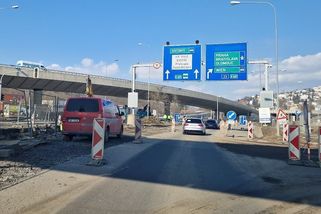 V Brně loni otevřeli nové části velkého městského okruhu za miliardy. Teď stavbaři část znovu rozkopali - Novinky